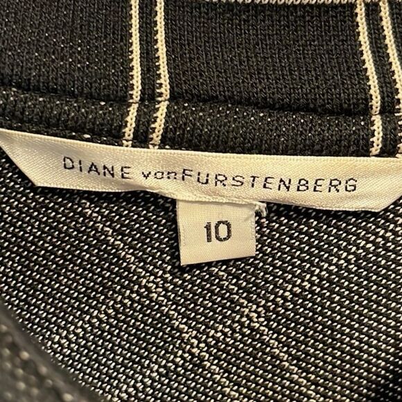 Diane von Furstenberg “Siddell” coat 10 - Picture 3 of 5